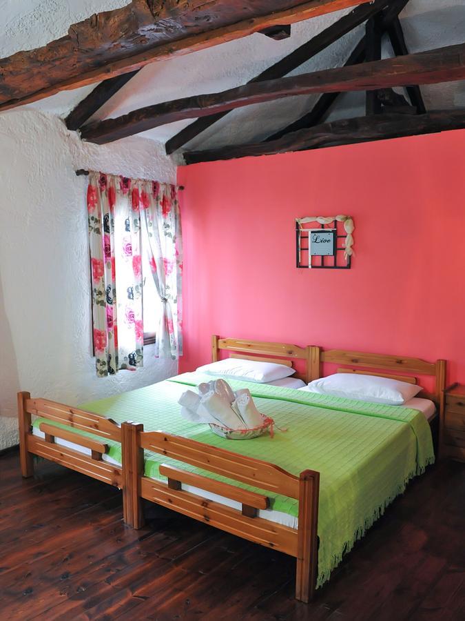 Guesthouse Xenios Zeus ستافروبولي المظهر الخارجي الصورة