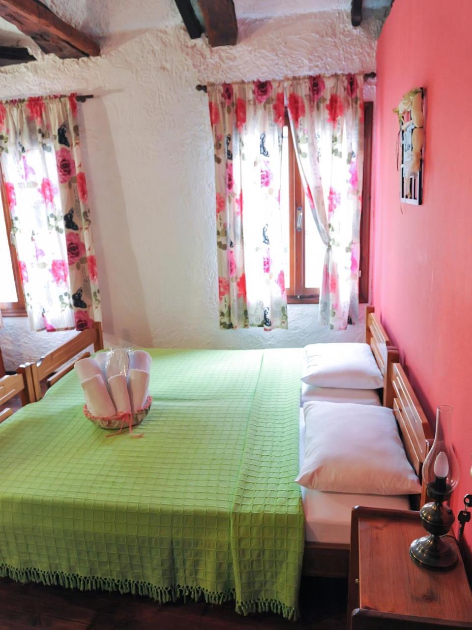 Guesthouse Xenios Zeus ستافروبولي المظهر الخارجي الصورة
