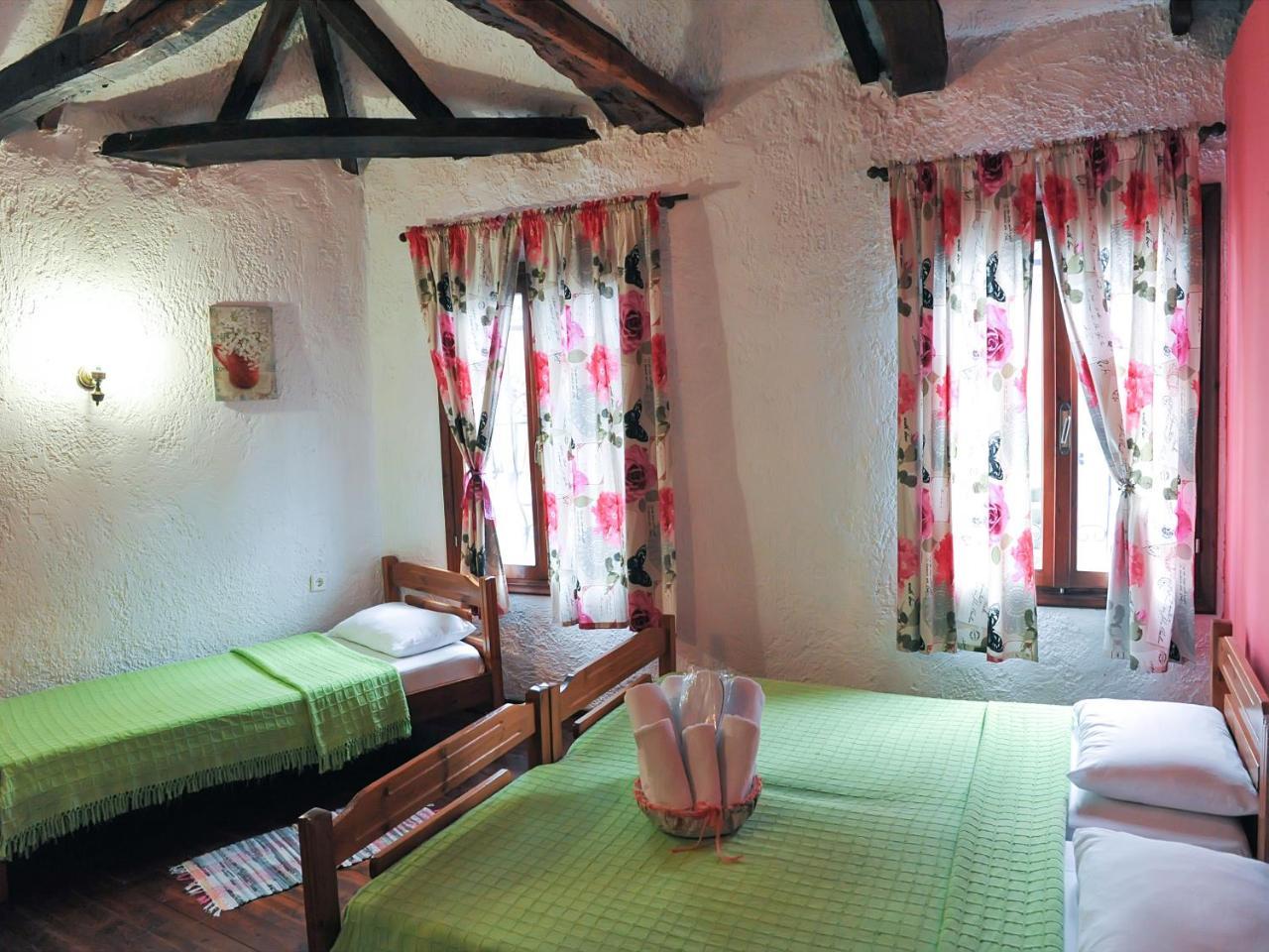 Guesthouse Xenios Zeus ستافروبولي المظهر الخارجي الصورة